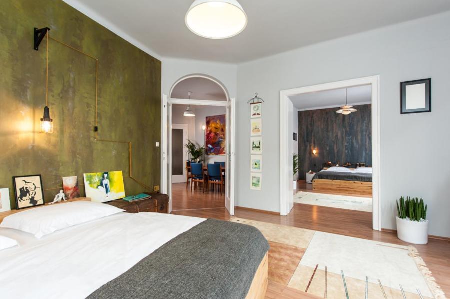 Europe Heart Apartment For 9 Будапеща Екстериор снимка
